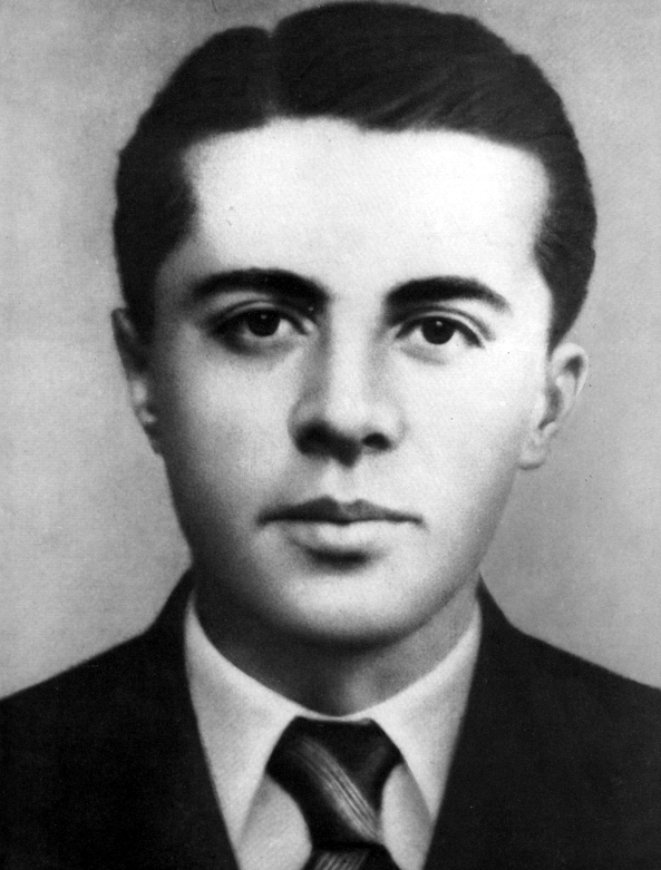 Enver Hoxha 1941